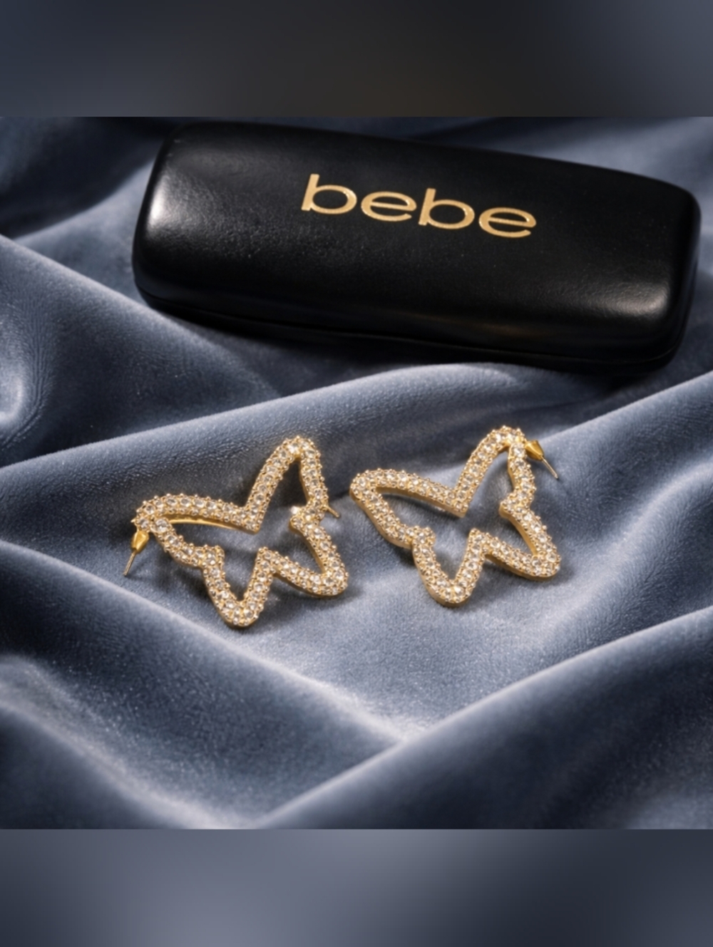 𝘽𝙀𝘽𝙀 𝘽𝙪𝙩𝙩𝙚𝙧𝙛𝙡𝙮 𝙍𝙝𝙞𝙣𝙚𝙨𝙩𝙤𝙣𝙚 𝙀𝙖𝙧𝙧𝙞𝙣𝙜𝙨 & 𝘾𝙖𝙨𝙚